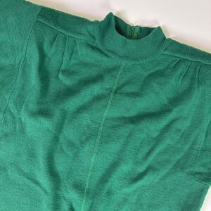 Vintage Saks Fifth Avenue 100% Wool Sweater Women's 6 Green Minimalist Luxury